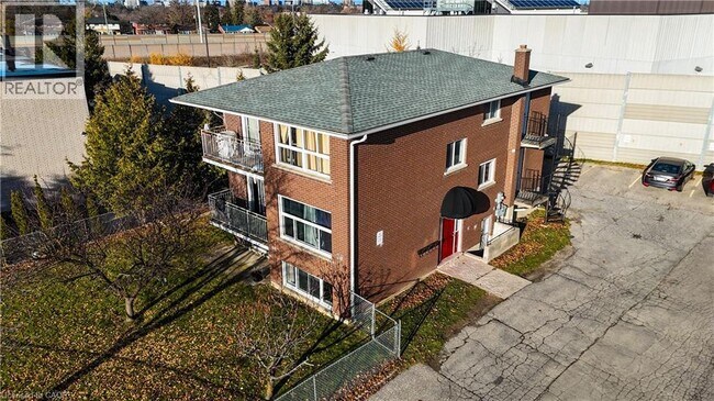 property at 26 Woodfern Ct