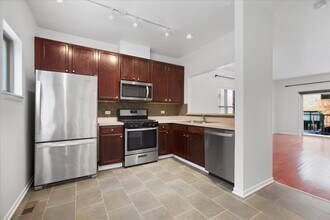 4530 S Woodlawn Ave in Chicago, IL - Foto de edificio - Building Photo