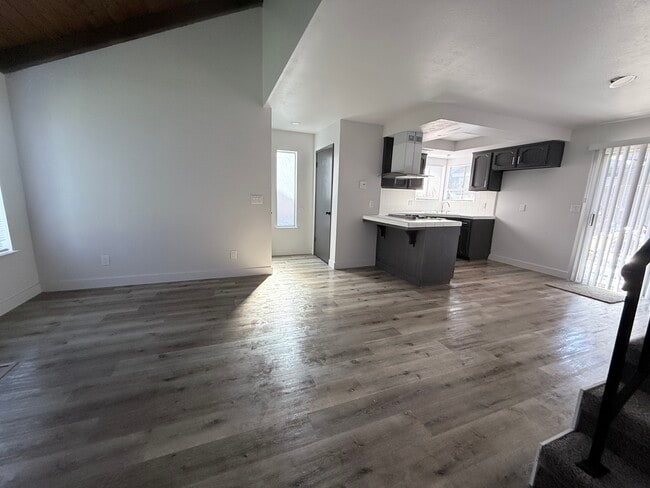 property at 1128 S Edison St