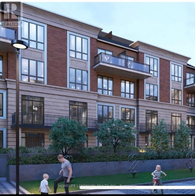 4015 Hickory Dr in Mississauga, ON - Building Photo - Building Photo