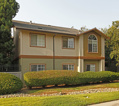 Copperwood Apartments in Citrus Heights, CA - Foto de edificio - Building Photo