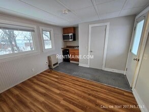 18 Main Rd in Holden, ME - Building Photo - Building Photo