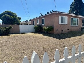 797 Beech Ave in Chula Vista, CA - Foto de edificio - Building Photo