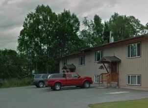 4734 W Dimond Blvd, Unit Yale Real Estate in Anchorage, AK - Foto de edificio - Building Photo