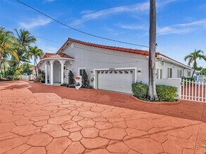 12904 Banyan Rd in North Miami, FL - Building Photo - Building Photo