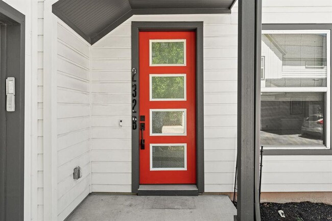 232 Lessin Ln in Austin, TX - Building Photo - Building Photo