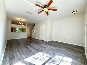 1238 Standridge Dr in Wesley Chapel, FL - Building Photo - Building Photo