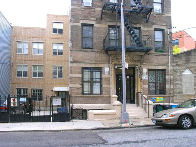 1295 Union Ave in Bronx, NY - Building Photo - Building Photo