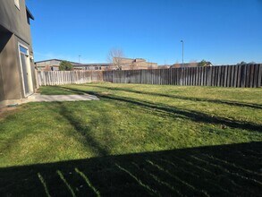 1422 NW Teak Ct in Redmond, OR - Building Photo - Building Photo