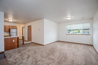 Bunting Lane Apartments in Mankato, MN - Foto de edificio - Interior Photo