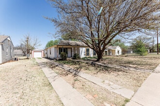 3406 27th St in Lubbock, TX - Building Photo - Building Photo