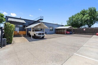 215 N Walton St in Dallas, TX - Building Photo - Building Photo