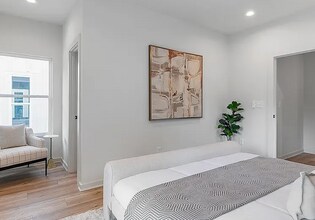 5808 Knight St in Hanahan, SC - Building Photo - Building Photo