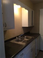 275 N 7th St-Unit -2 in Beaumont, TX - Building Photo - Building Photo