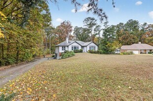 2222 Amber Creek Trail in Buford, GA - Building Photo