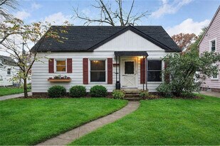 3909 Stannard Dr in Toledo, OH - Building Photo