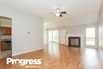 705 Cross Ridge Cir in Fort Worth, TX - Building Photo - Building Photo