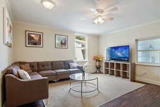 1621 Governor Nicholls St in New Orleans, LA - Building Photo - Building Photo