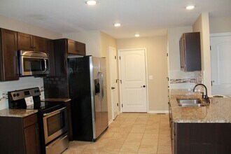 9447 N Baltimore Ave in Kansas City, MO - Building Photo - Building Photo