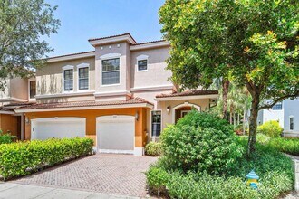 223 W Chrystie Cir in Delray Beach, FL - Building Photo - Building Photo