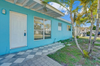 1828 Maypop Rd in West Palm Beach, FL - Building Photo - Building Photo