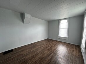 511 N Jackson St in Danville, IL - Foto de edificio - Building Photo