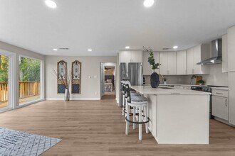 2155 Hickory Trce in Mabank, TX - Building Photo - Building Photo