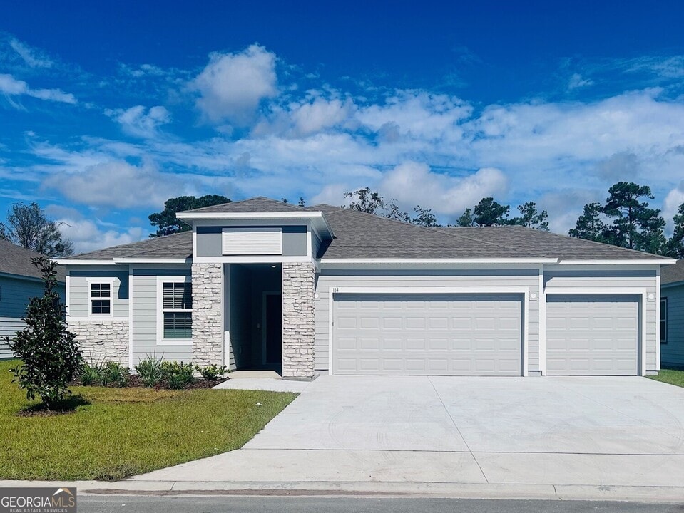 114 Brookshire Grn Ct in Kingsland, GA - Building Photo