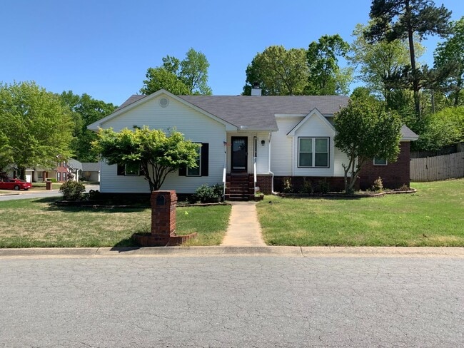 property at 1 Summer Ridge Ct