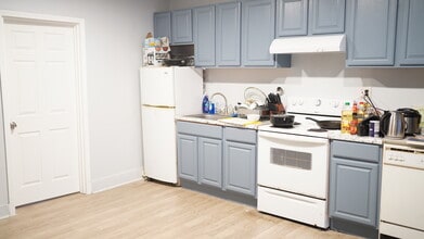 2330 Murray Ave in Pittsburgh, PA - Building Photo - Building Photo