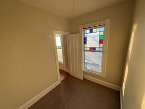 560 2nd St in Troy, NY - Building Photo - Building Photo