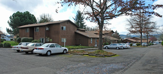 Brookside Court Apartments