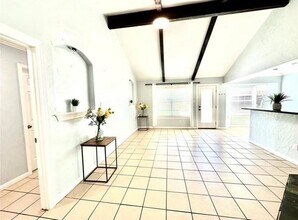 9007 Arbor Wood Dr in Houston, TX - Building Photo - Building Photo