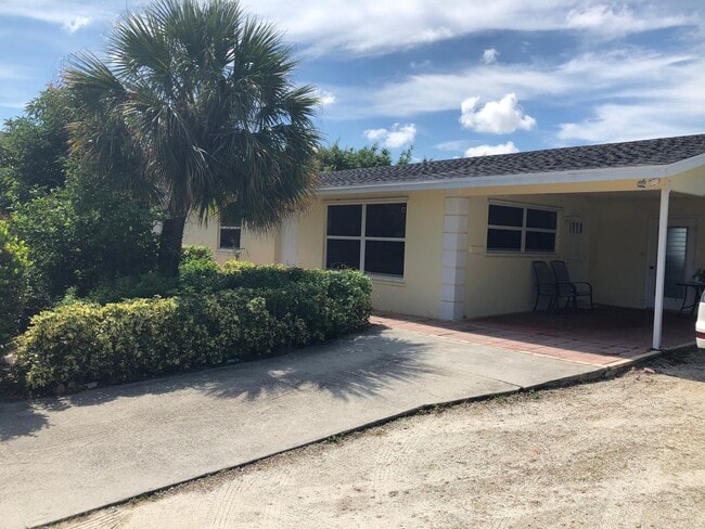 2920 Palmarita Rd