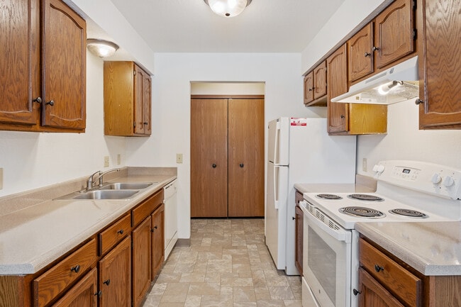 Wimbledon Apartments in Grandville, MI - Foto de edificio - Building Photo