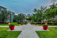 Congress Grove in Delray Beach, FL - Foto de edificio - Building Photo