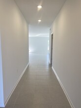 1347 Belle Isle Ln in Daytona Beach, FL - Building Photo - Building Photo