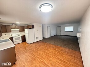 1807 S 7th Ave in Yakima, WA - Building Photo - Building Photo