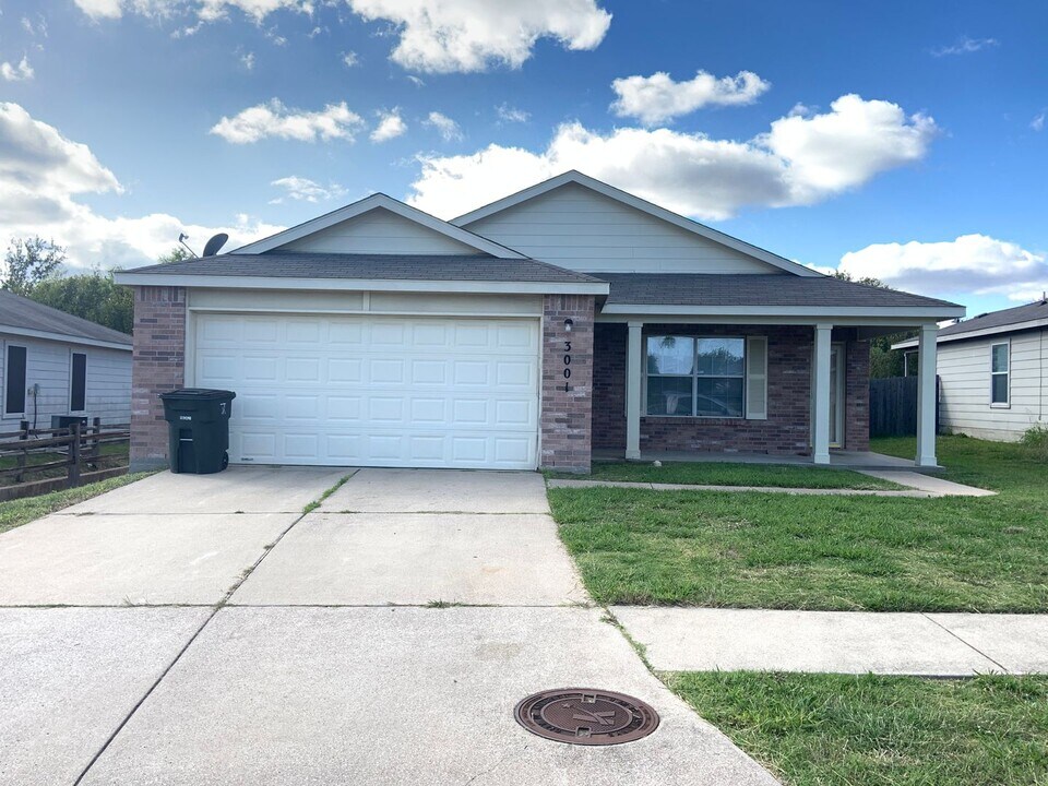 3001 John Porter Dr in Killeen, TX - Building Photo