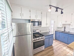 2017 Reed Ave in San Diego, CA - Building Photo - Building Photo