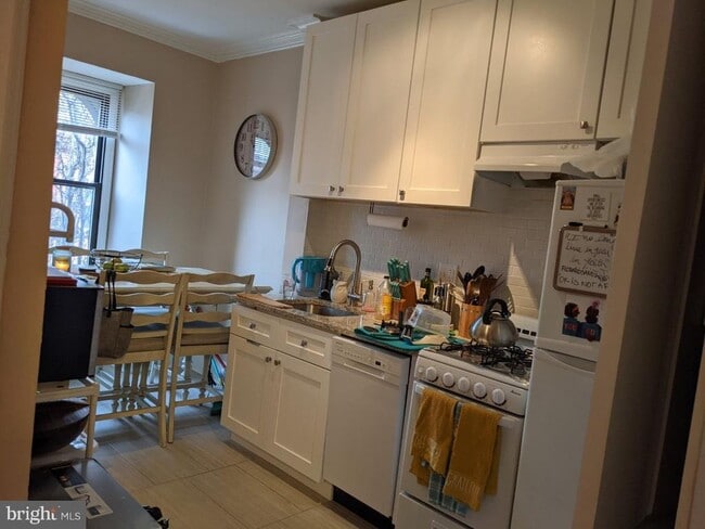 property at 152 N 21st St