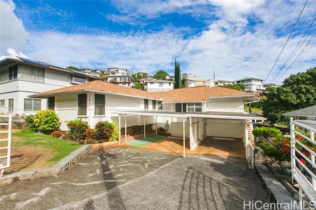 property at 2033 Oswald St