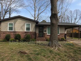 3054 Basswood St in Memphis, TN - Building Photo