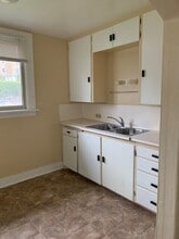 3509 Rucker Ave, Unit Unit #2 in Everett, WA - Building Photo - Building Photo