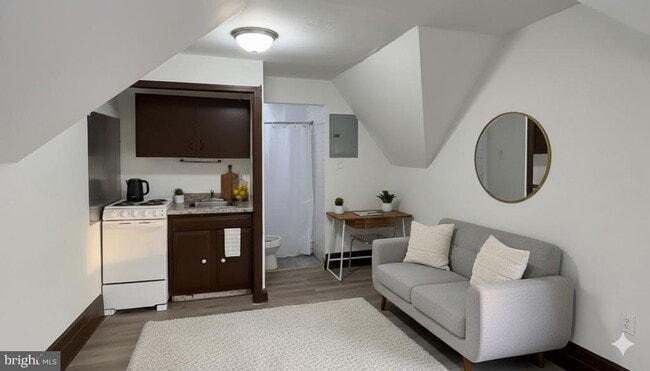 property at 4635 Leiper St