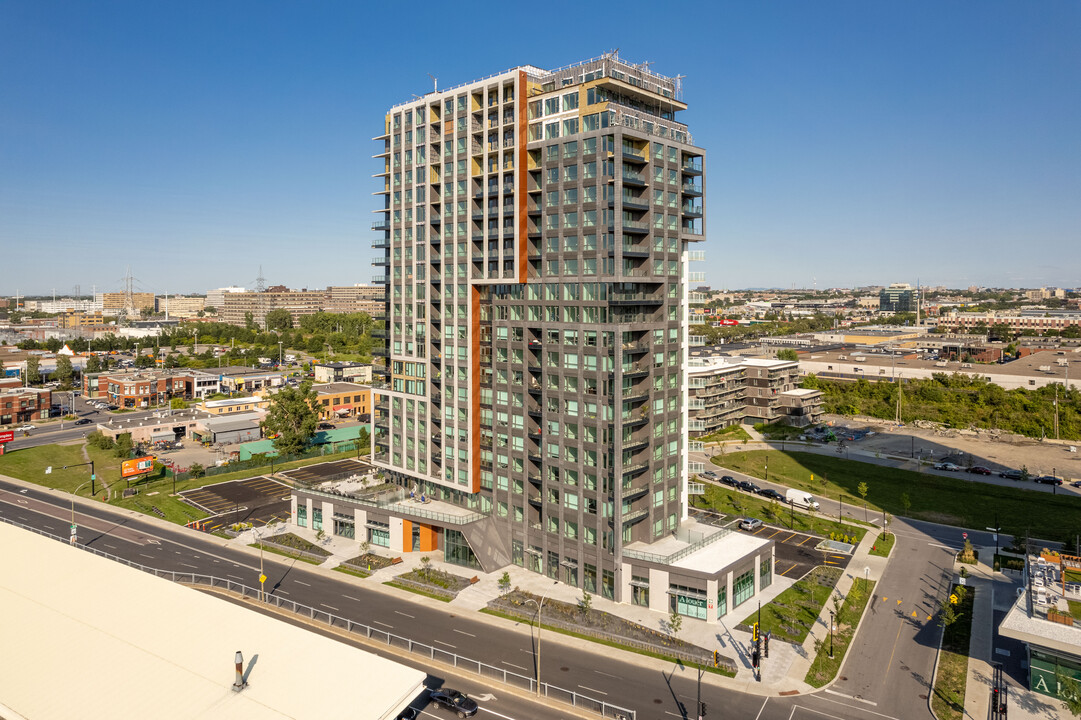 Voltige Phase 2 in Montréal, QC - Building Photo