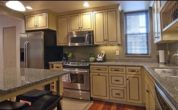 1415 Commonwealth Ave, Unit 504 in Boston, MA - Building Photo - Building Photo