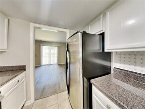 1033 Dassow Ct in Alpharetta, GA - Building Photo - Building Photo
