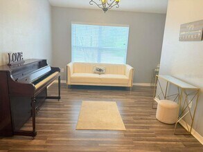 3201 Saturn Ct in Riverview, FL - Building Photo - Building Photo