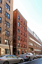 306 75th St in New York, NY - Building Photo - Building Photo